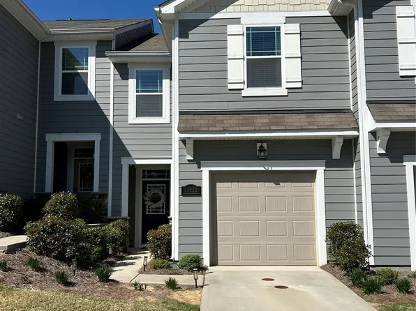 18036 Pear Hawthorne Dr, Huntersville, NC 28078