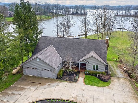 2nd image of 3390 Muskie Dr