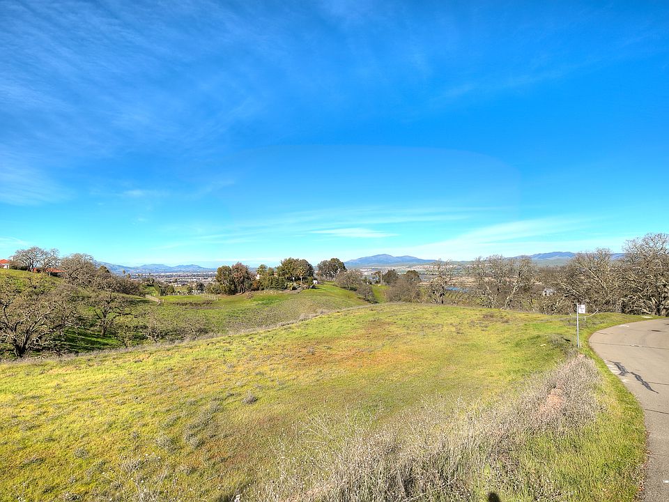 1st image of #6 Winding Oaks Drive
