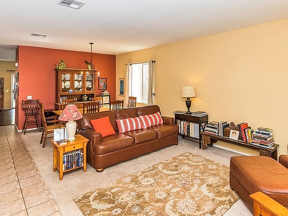 5th image of 40530 Carly Ct