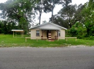 210 SW 2nd St, Chiefland, FL 32626