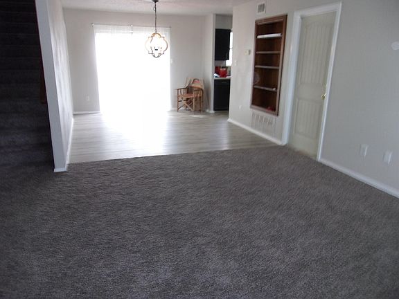 2nd image of 1109 Selkirk Dr