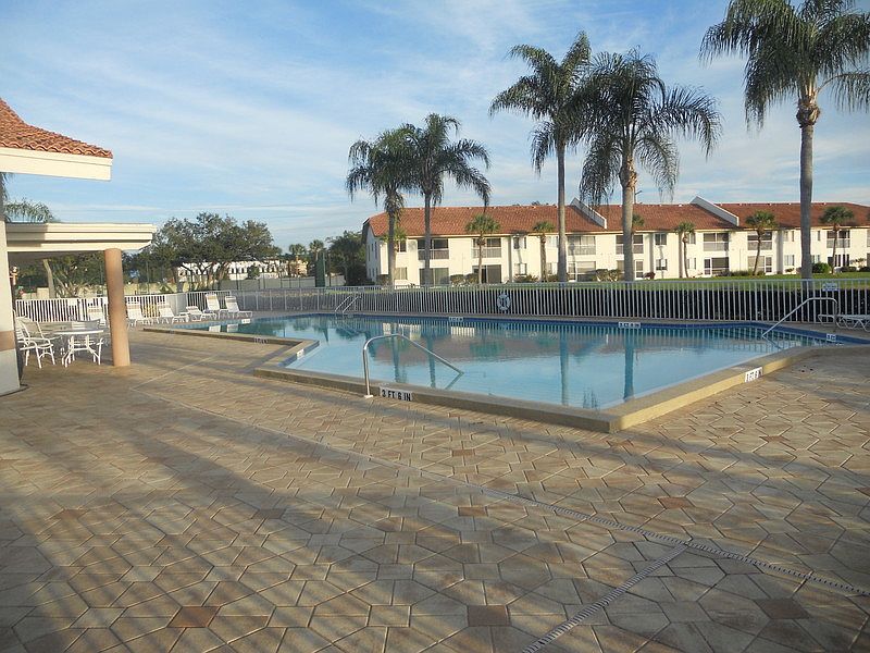 2nd image of 4310 Marseilles Ave #3239