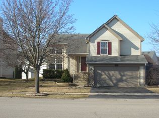 301 Arlington Ln, Grayslake, IL