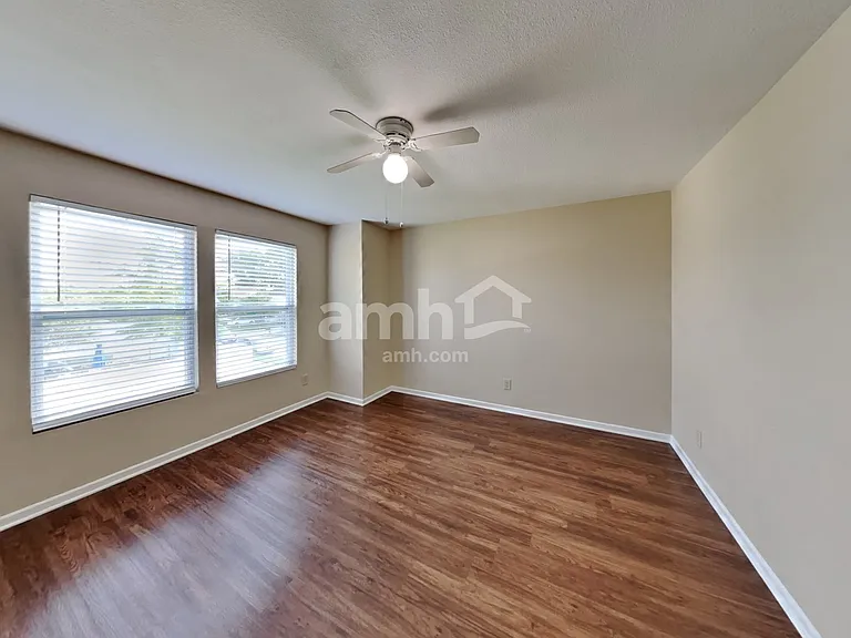 8465 Wanda Lake Dr — Photo 15