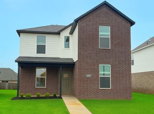4652 W Aurora St, Fayetteville, AR 72704