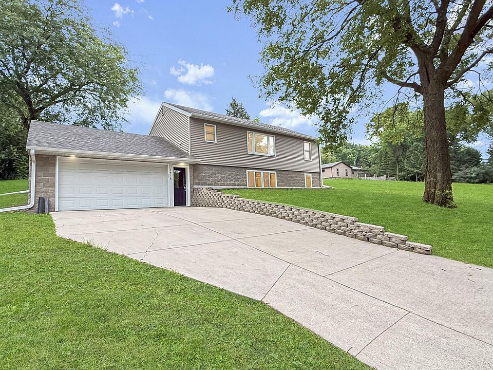 1st image of 1416 Ridgeview Dr