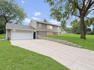 1416 Ridgeview Dr, Montevideo, MN 56265