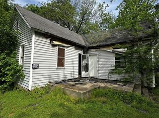 905 N State St, Wagoner, OK 74467