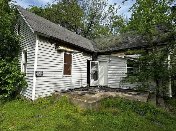 905 N State St, Wagoner, OK 74467