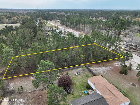 3rd image of 3343 Sandy Hills Drive NE