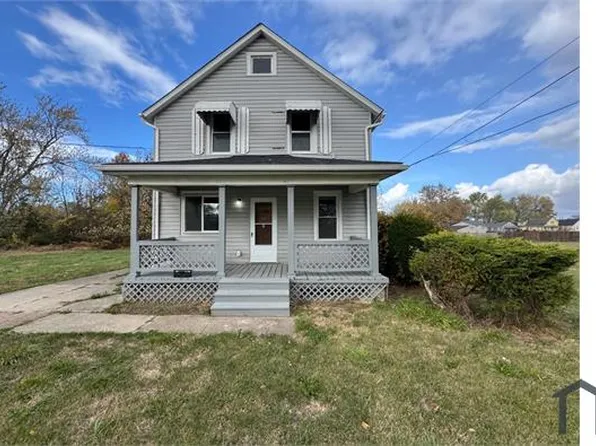 607 E 34th St, Lorain, OH 44055