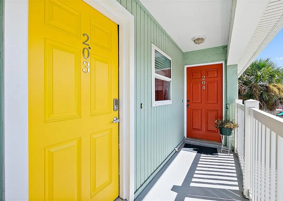 300 S Central Ave #203