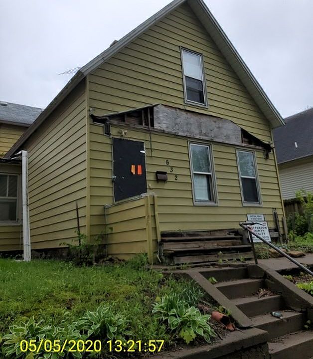 2nd image of 632 S 12th St