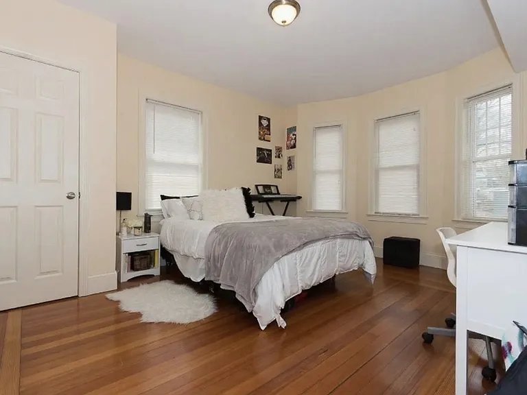 74 Brooks St #2 — Photo 3