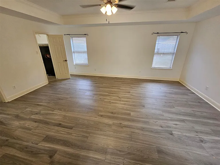 3709 Pinehurst Dr — Photo 19
