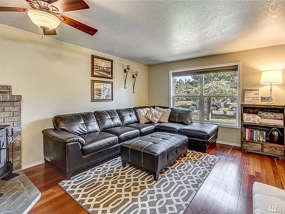 4th image of 12109 158th Street Ct E