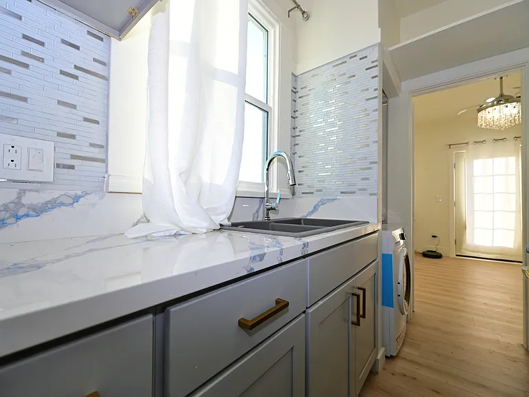 48 Navy St #311 — Photo 32