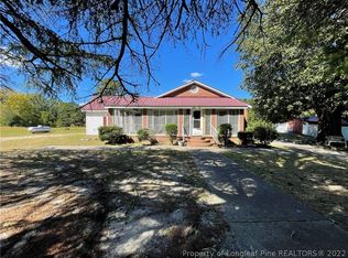 520 Ray St, Raeford, NC 28376