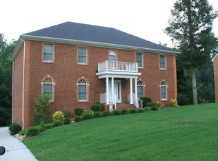 12913 Chipstead Rd, Chester, VA 23831