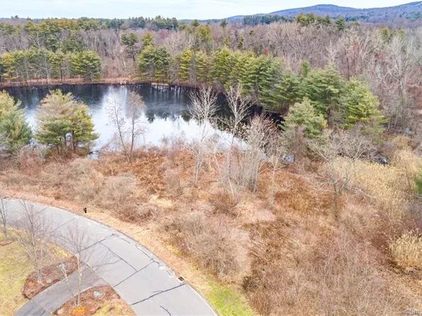 39 Pheasant Run, Somers, CT 06071