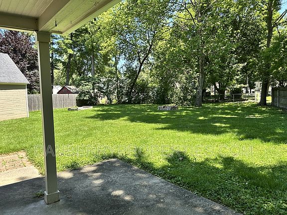 3rd image of 711 Findlay St #1