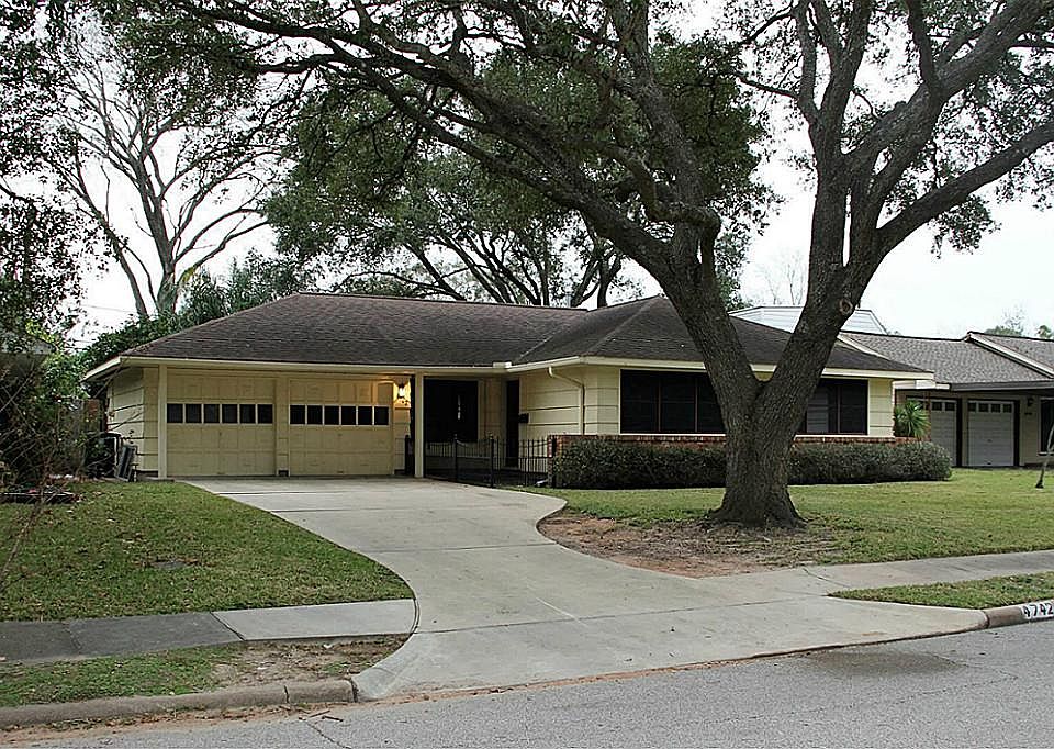1st image of 4742 Kingfisher Dr