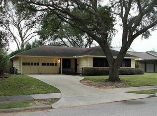 4742 Kingfisher Dr, Houston, TX 77035