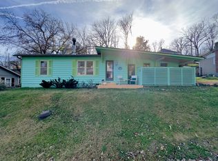 40 Owen St, Eureka Springs, AR 72632