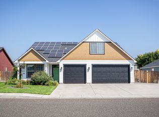 4911 Bilbao Dr, Pasco, WA