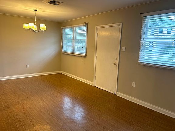 2nd image of 3112 41st St