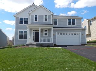 3307 Wanskuck St, Elgin, IL 60124