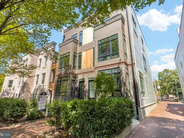 81 U St NW #A, Washington, DC 20001