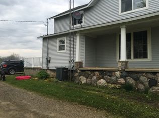 1294 E Central Rd, Quincy, MI 49082