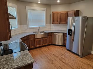 512 Moro St, Manhattan, KS 66502