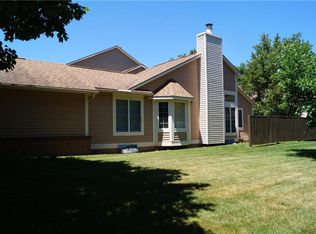 70 Montpelier Cir, Rochester, NY 14618