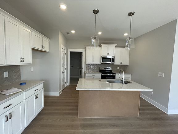 4th image of 212 Hudson Dr Lot 40