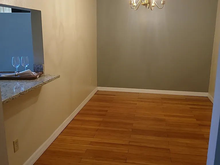 4240 Pershing Pointe Pl #4 — Photo 3