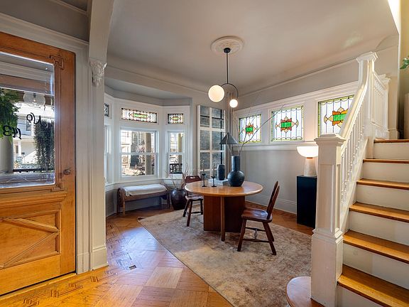 4th image of 143 Jewett Ave