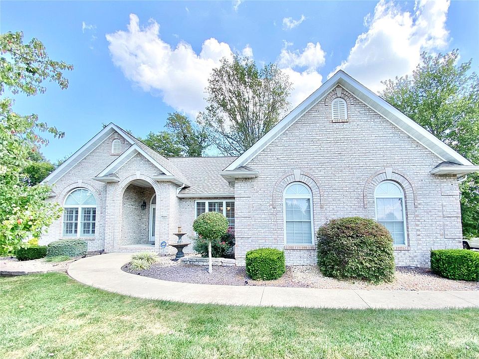 1st image of 5401 Whispering Woods Dr