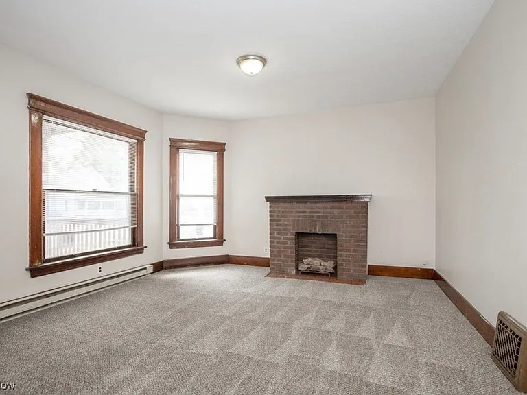 518 Washington Ave #1 — Photo 3