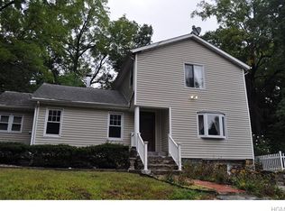 24 Tompkins Rd, Yorktown Heights, NY 10598