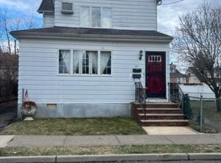 26 Franklin Pl, Totowa, NJ 07512