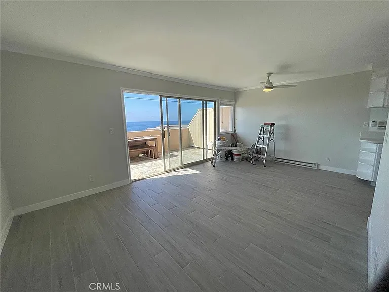 2037 S Coast Hwy #1 — Photo 6