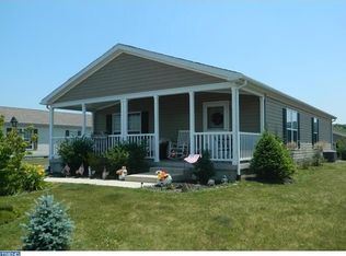 4 Mockingbird Ct, Bechtelsville, PA 19505
