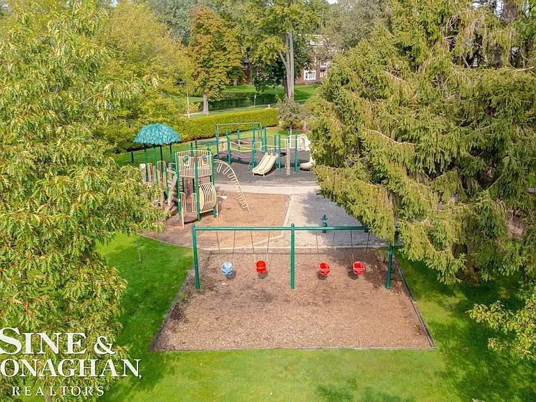 860 Neff Rd — Photo 44