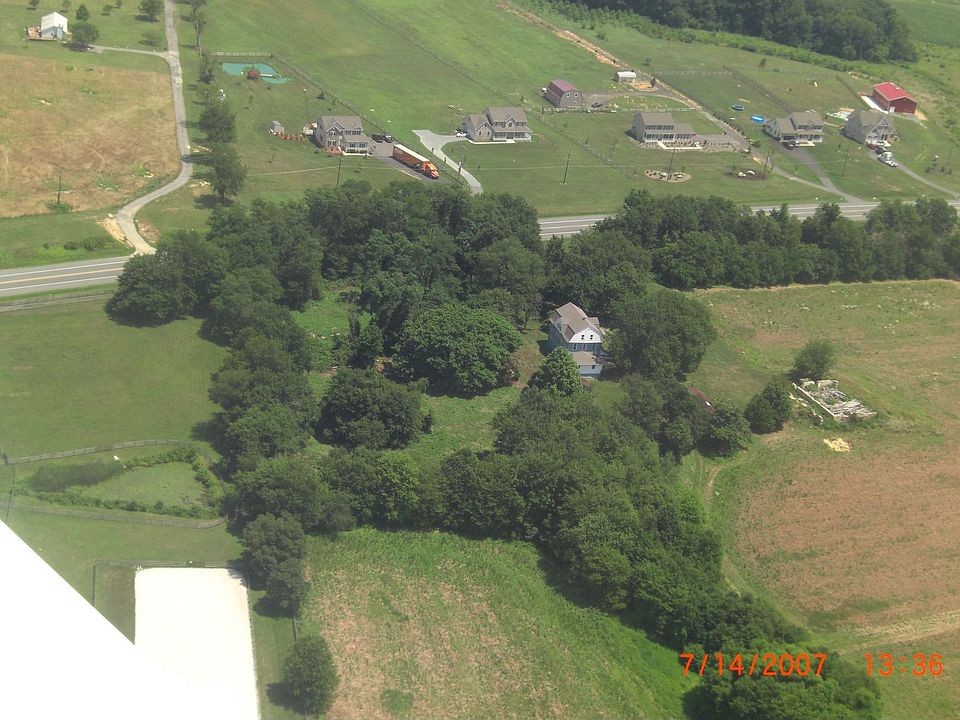 2nd image of 1793 N East Rd