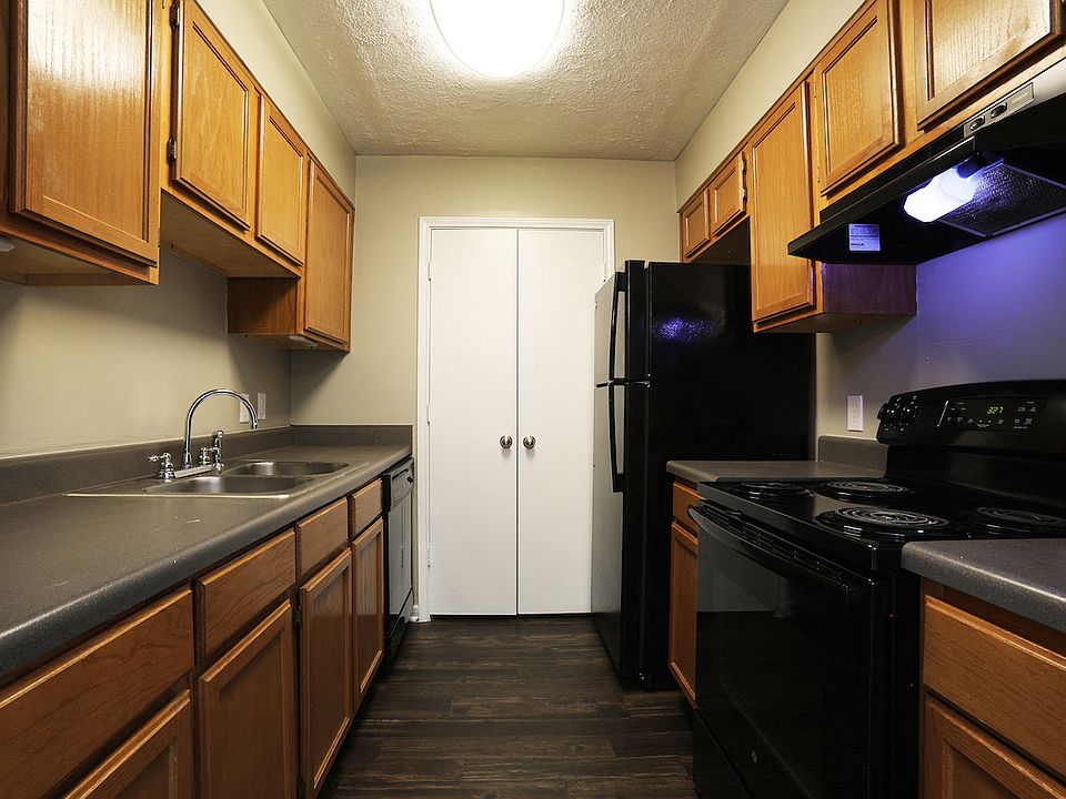 Upgraded Appliances in Select Homes