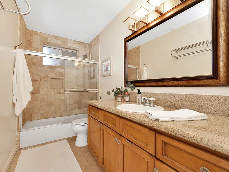 14934 Dickens St #9 — Photo 20