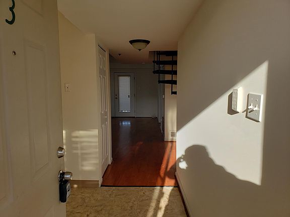 2nd image of 110 Towne Estates Dr